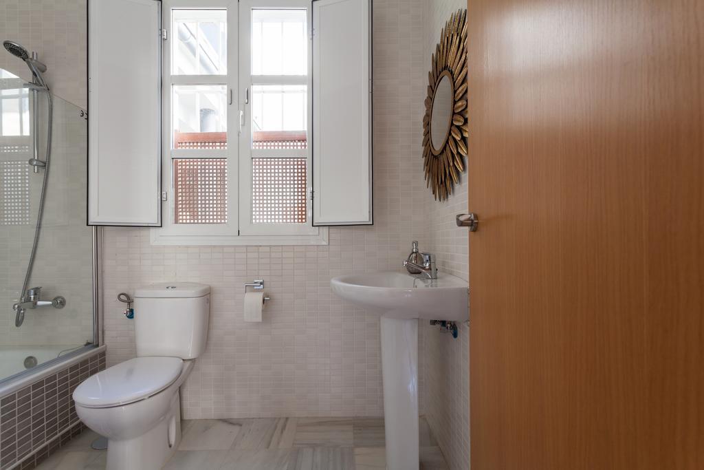 Ohliving Maestranza Apartman Sevilla Kültér fotó